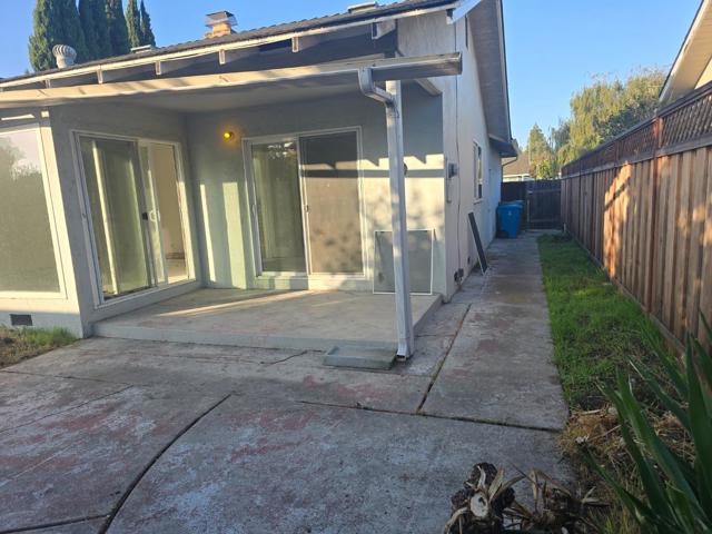 1355 Buchanan Drive, Santa Clara CA: https://media.crmls.org/mediaz/c5068c6c-2989-44ea-a903-4fc0dd9f9e23.jpg