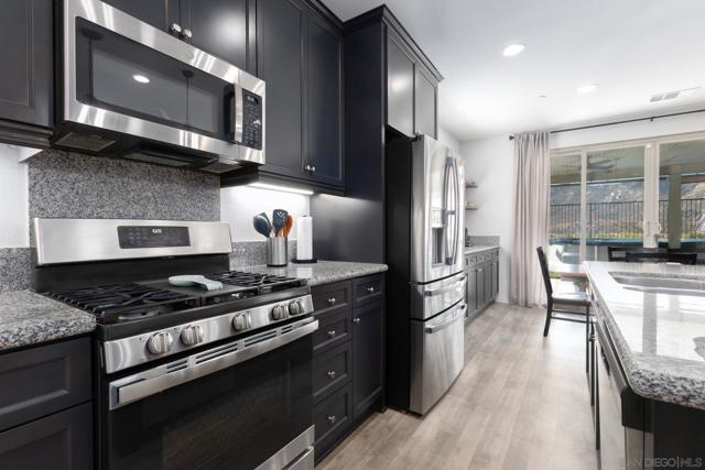 29089 Soraya, Lake Elsinore CA: https://media.crmls.org/mediaz/c50696f0-eba1-4fd1-be30-d114a5f1b060.jpg