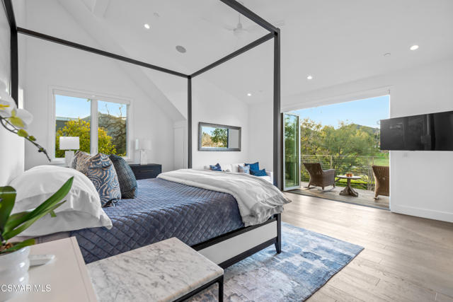 2443 Stafford Road, Westlake Village CA: https://media.crmls.org/mediaz/c506b7ae-c054-4bd5-8da6-260c1c73fe02.jpg