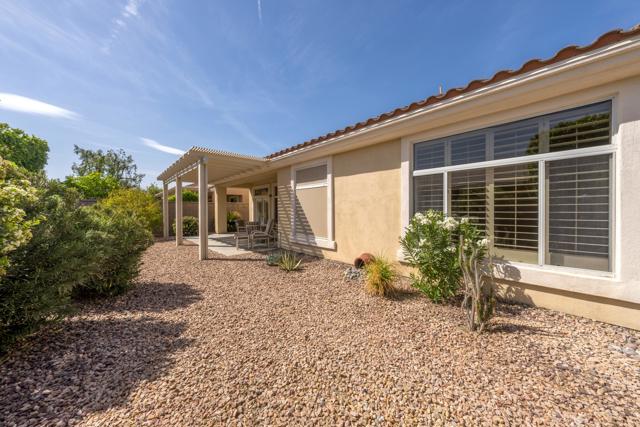 78270 Quail Run, Palm Desert CA: https://media.crmls.org/mediaz/c506fa1c-88ba-4779-adce-e980a522e656.jpg