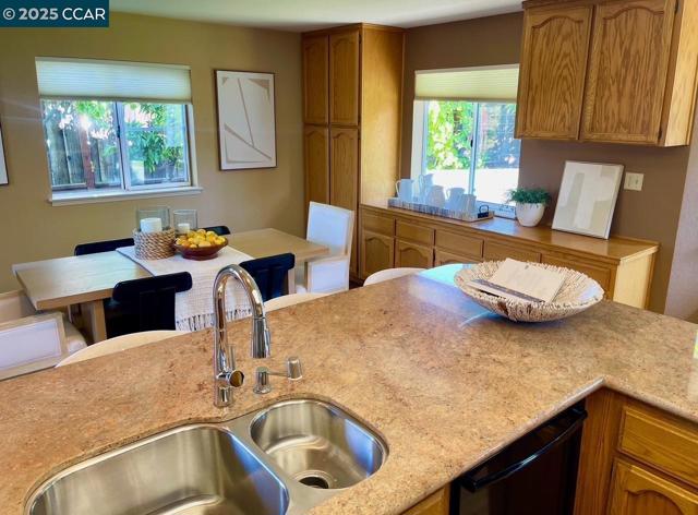 18905 Carson Lane, Castro Valley CA: https://media.crmls.org/mediaz/c506fd99-650a-4941-b49f-b53992900472.jpg