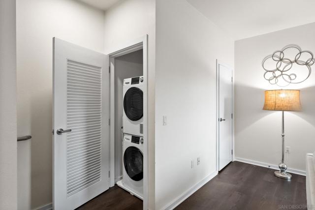 2875 B Street, San Diego CA: https://media.crmls.org/mediaz/c507db73-e848-43cb-b6a9-30967f038a57.jpg