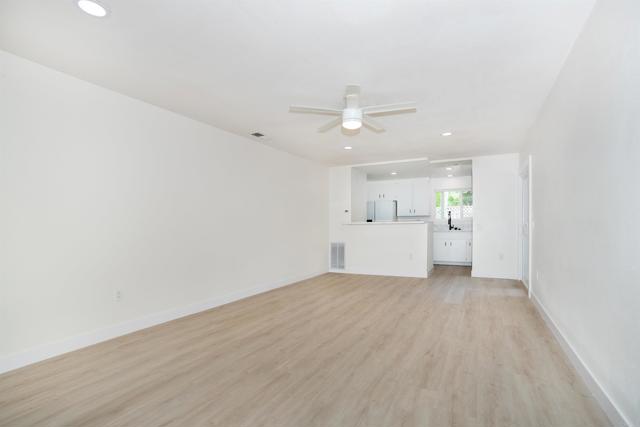 1441 Peacock Blvd, Oceanside CA: https://media.crmls.org/mediaz/c507f928-84c4-4aad-8b7a-23520f110688.jpg