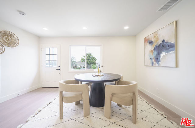 2618 Brian Avenue, Torrance CA: https://media.crmls.org/mediaz/c5091c1d-8309-4580-bb23-f0ea799d86cc.jpg