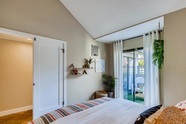 Detail Gallery Image 24 of 30 For 536 via De La Valle a,  Solana Beach,  CA 92075 - 3 Beds | 2 Baths