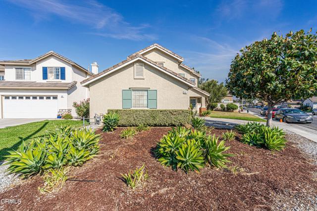 Detail Gallery Image 2 of 24 For 841 Honey Grove Way, Corona,  CA 92878 - 3 Beds | 2/1 Baths