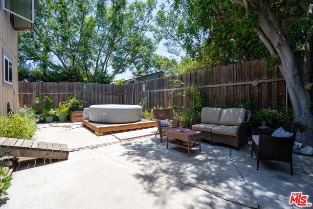 353 Mavis Drive, Los Angeles CA: https://media.crmls.org/mediaz/c50bf7bc-7c56-4c0b-bc7c-41bb41d843ee.jpg