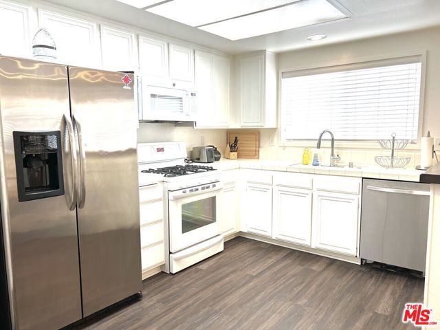 Drew Fenton | 17156 Palisades Circle Pacific Palisades CA | MLS: 7335827
