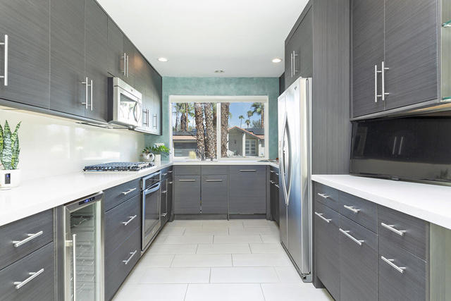 2963 E Orella Circle, Palm Springs, CA 92264