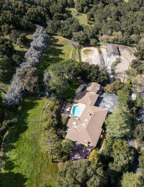 252 Raymundo Drive, Woodside CA: https://media.crmls.org/mediaz/c50c7749-8094-47b6-b5ce-c0b8901742d4.jpg