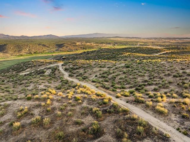 0 Indian Rd, Anza CA: https://media.crmls.org/mediaz/c50cafac-be33-42d6-b7f7-336b26e080e3.jpg