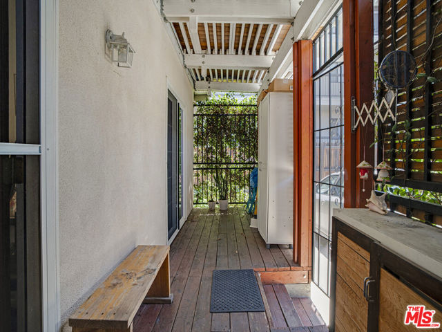 3148 W 11th Street, Los Angeles CA: https://media.crmls.org/mediaz/c50d24af-138b-4227-836b-939d5b218225.jpg