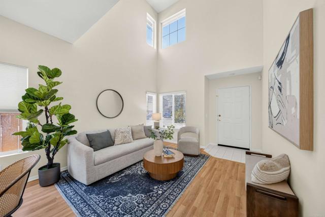 Detail Gallery Image 5 of 55 For 9783 Kika Ct, San Diego,  CA 92129 - 3 Beds | 2/1 Baths