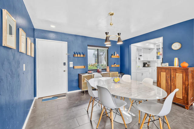 1050 E Ramon Road, Palm Springs CA: https://media.crmls.org/mediaz/c50de4e3-8729-4547-a6bb-6a4e65fa79a8.jpg