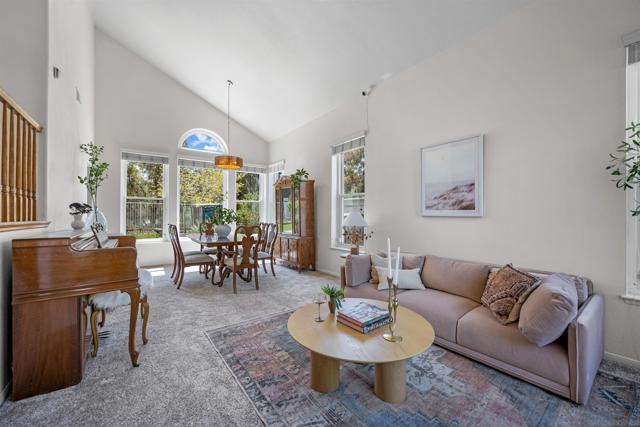 1205 Masterpiece Dr, Oceanside CA: https://media.crmls.org/mediaz/c50e99f4-5b4f-491d-bc1e-729fe939a5f8.jpg