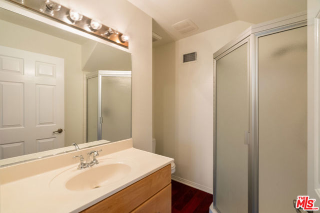 2447 Norwalk Avenue, Los Angeles CA: https://media.crmls.org/mediaz/c50ead60-d9be-449f-9332-5759337c944c.jpg