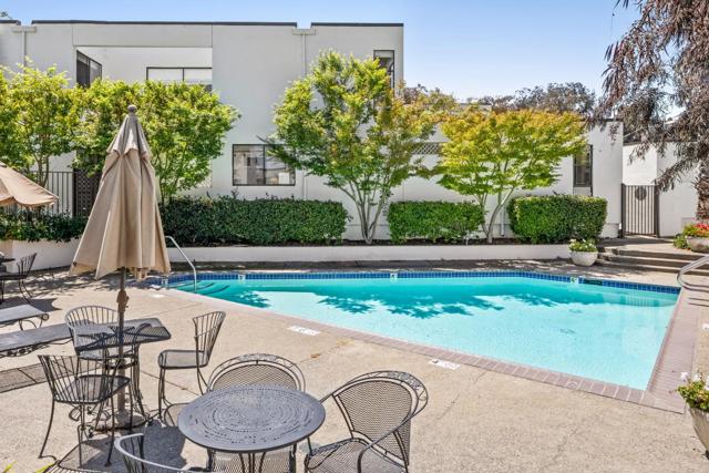 2001 Alameda De Las Pulgas, San Mateo CA: https://media.crmls.org/mediaz/c50f76ba-5563-4790-bd69-6d1f1529d65a.jpg