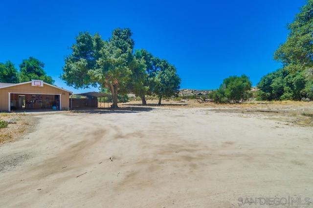 2920 Ribbonwood Rd, Boulevard CA: https://media.crmls.org/mediaz/c5100679-0471-4001-bbc6-e5121224937a.jpg