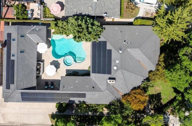 2602 N Louise, Santa Ana CA: https://media.crmls.org/mediaz/c510287f-7d26-453e-9d1e-8c3591be21d9.jpg