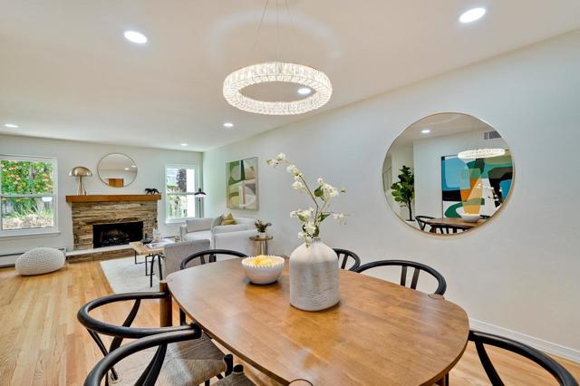 620 Willowgate Street, Mountain View CA: https://media.crmls.org/mediaz/c511f38d-5ef7-4538-a084-747a17db1e3f.jpg