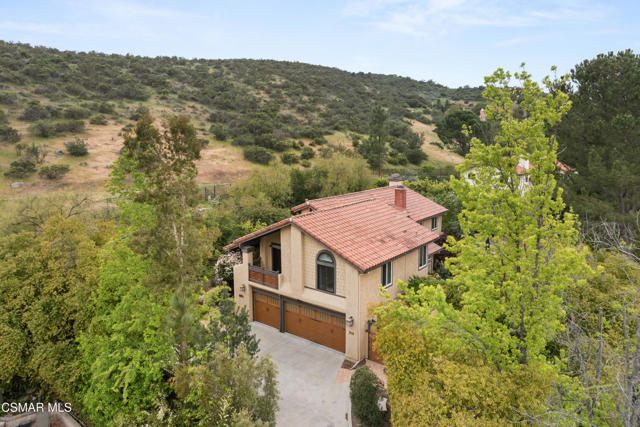 2008 Goldenrod Court, Westlake Village CA: https://media.crmls.org/mediaz/c51300b2-054e-4347-8398-982f2e3dfc2c.jpg