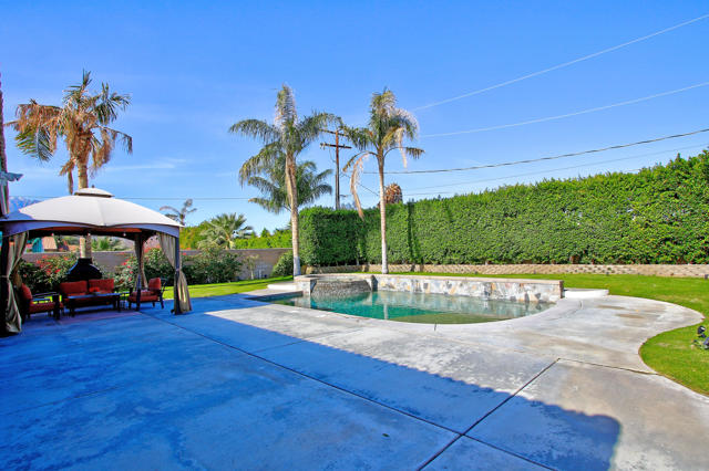 68330 Vega Road, Cathedral City CA: https://media.crmls.org/mediaz/c5136b8f-48d7-4ed5-8dc2-24d40dd08073.jpg