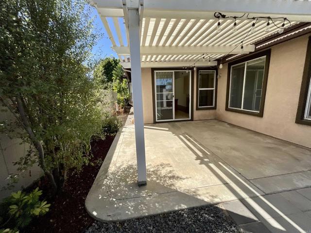 7860 Paseo Tulipero, Carlsbad CA: https://media.crmls.org/mediaz/c513d9e2-08dd-47e4-84f9-8166612ef20a.jpg