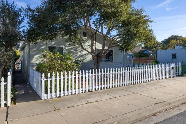 609 Congress Avenue, Pacific Grove CA: https://media.crmls.org/mediaz/c513e79e-7d12-4c3d-99ce-f1d9d9c72cde.jpg