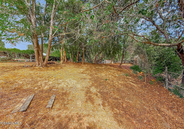 1888 El Monte Drive, Thousand Oaks CA: https://media.crmls.org/mediaz/c5157cb5-1656-4bde-9883-2ae3dc01fe3c.jpg