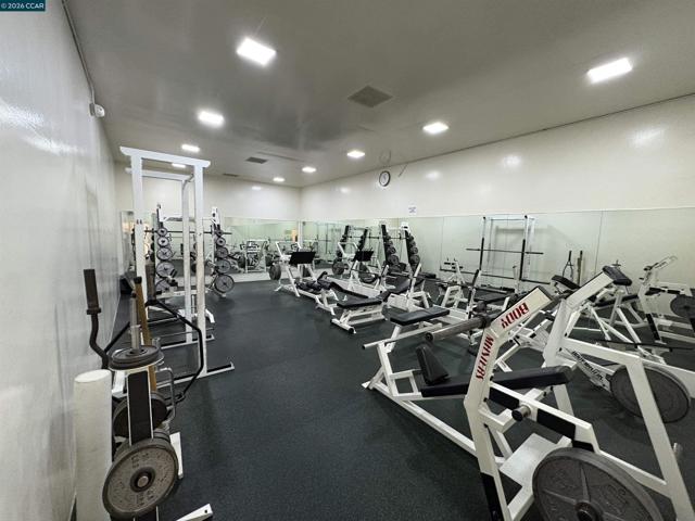 820 N Delaware St, San Mateo CA: https://media.crmls.org/mediaz/c515c9a8-b7b5-4b73-bdef-710f954ee818.jpg