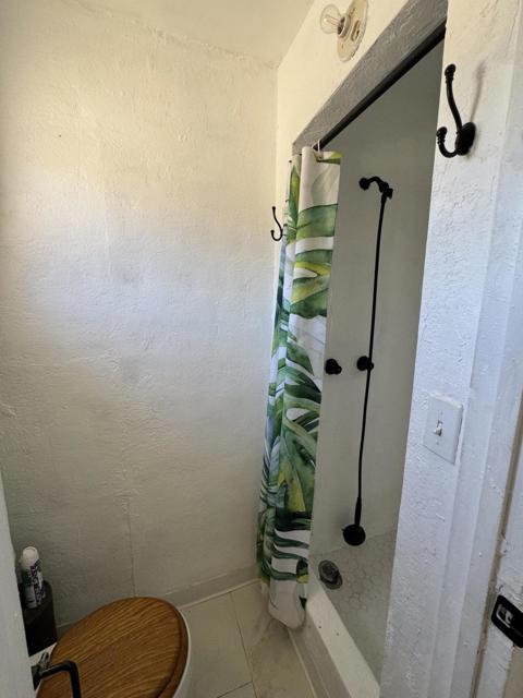 73392 Sullivan Road, 29 Palms CA: https://media.crmls.org/mediaz/c5160e2a-1742-44a4-adfb-5fa677f4a942.jpg