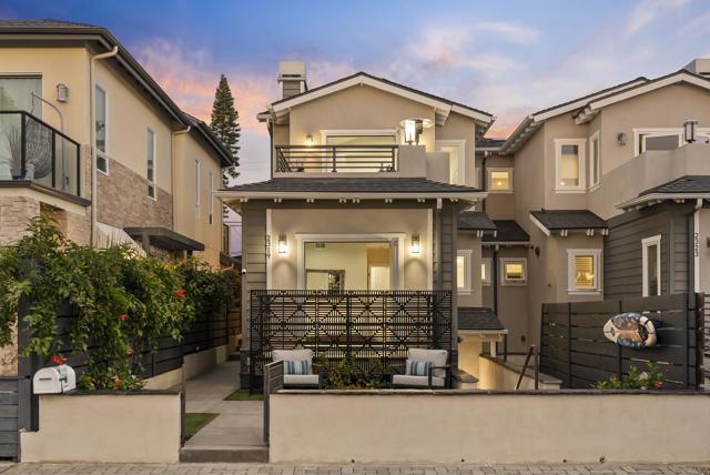 Detail Gallery Image 3 of 20 For 2319 Cambridge, Cardiff By The Sea,  CA 92007 - 3 Beds | 3/1 Baths