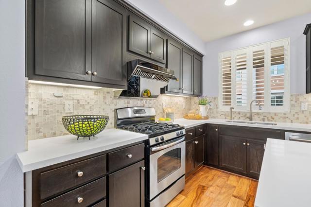 2560 Saffron Way, Mountain View CA: https://media.crmls.org/mediaz/c5174f17-e603-454d-920f-c25ea5c55c07.jpg
