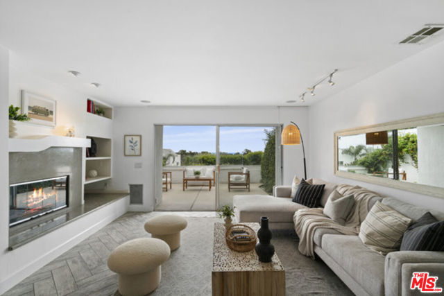 28711 Pacific Coast Highway, 18 photo 5