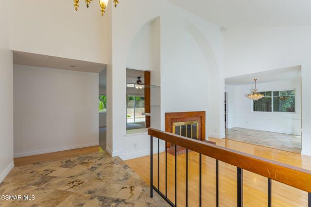 2927 Shirley Drive, Newbury Park CA: https://media.crmls.org/mediaz/c5181139-0632-4f55-8d7b-31f48280ed71.jpg