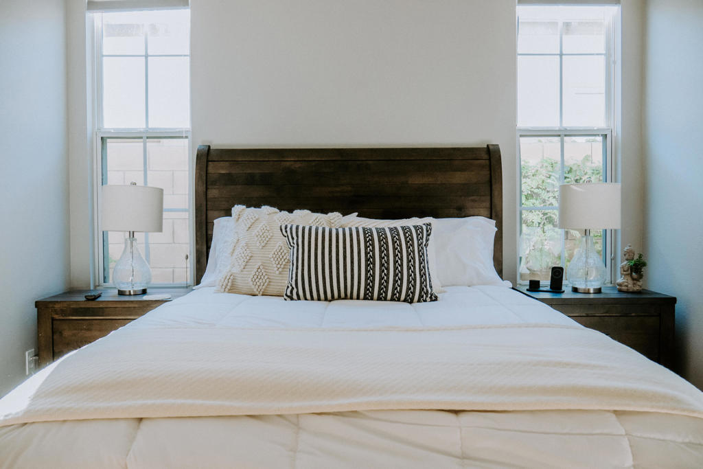 https://media.crmls.org/mediaz/c518b5b6-dd08-4a67-a187-d893db1cc691.jpg?preset=X-Large