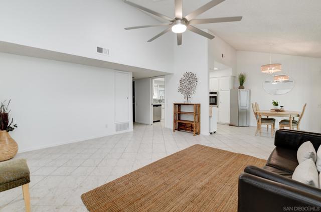 MLS #250038178SD image #14