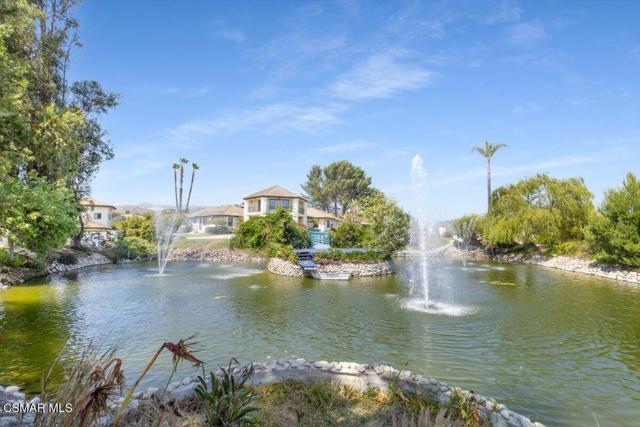 8445 Roseland Avenue, Moorpark CA: https://media.crmls.org/mediaz/c51a679a-6c0a-41d8-af1b-002014062be2.jpg