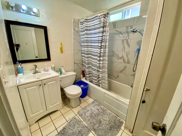 1507 E 15th Street, Oakland CA: https://media.crmls.org/mediaz/c51a8dac-1fdf-4d62-9f7b-d66a3e5ec337.jpg