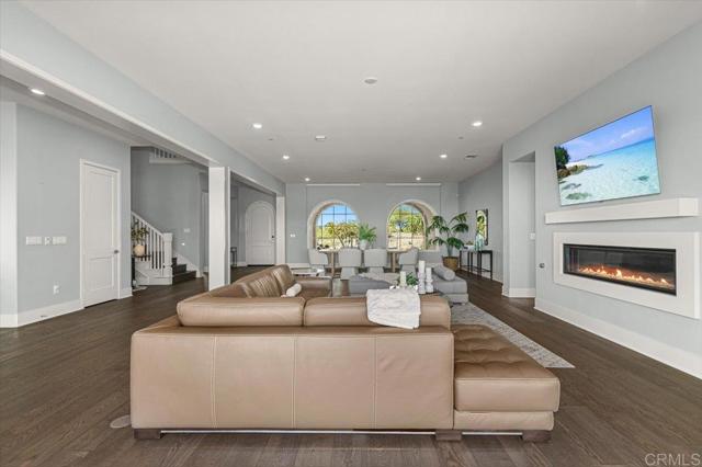 Detail Gallery Image 21 of 75 For 863 Pearl Dr, San Marcos,  CA 92078 - 5 Beds | 5/1 Baths