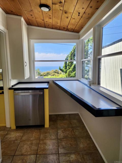 Detail Gallery Image 39 of 59 For 4452 Orchard Ave, San Diego,  CA 92107 - 3 Beds | 2 Baths