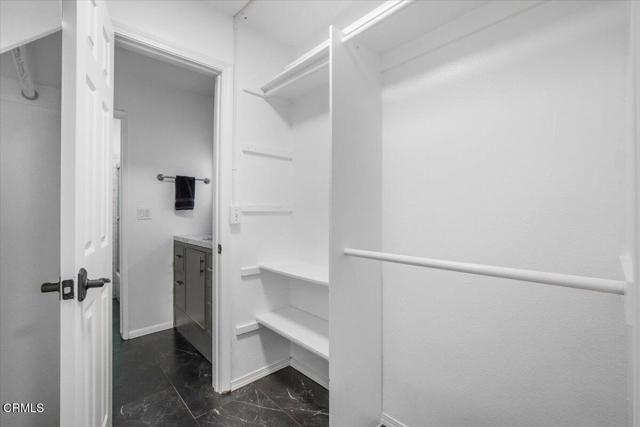 Detail Gallery Image 11 of 27 For 11645 Montana Ave #126,  Los Angeles,  CA 90049 - 1 Beds | 1 Baths