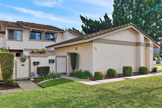 Detail Gallery Image 3 of 39 For 11364 Poblado Rd, San Diego,  CA 92127 - 2 Beds | 1/1 Baths