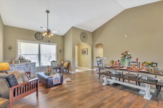 46347 Opah Drive, Ahwahnee CA: https://media.crmls.org/mediaz/c51ebe40-ea7b-4815-92f9-64184aeba016.jpg