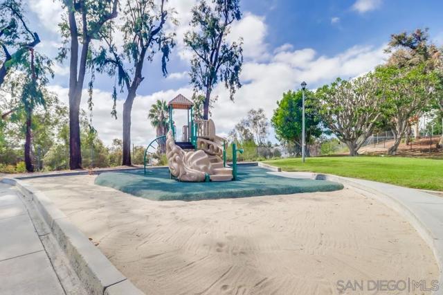 8233 Warmwood Ave, Spring Valley CA: https://media.crmls.org/mediaz/c51ed9b4-5553-45c7-9133-0517db8a1175.jpg