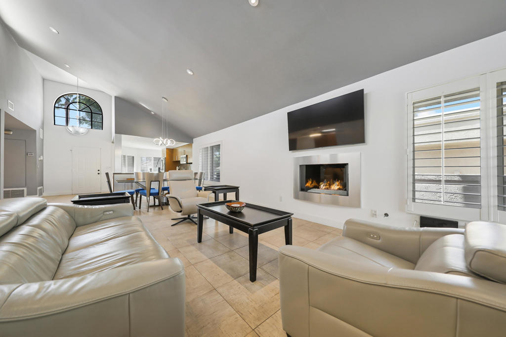41733 Aventine Court