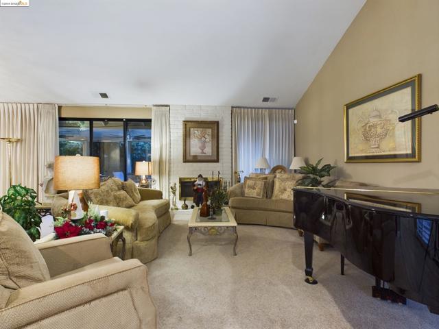 Image 10 of 39 For 2142 Stony Bar Way