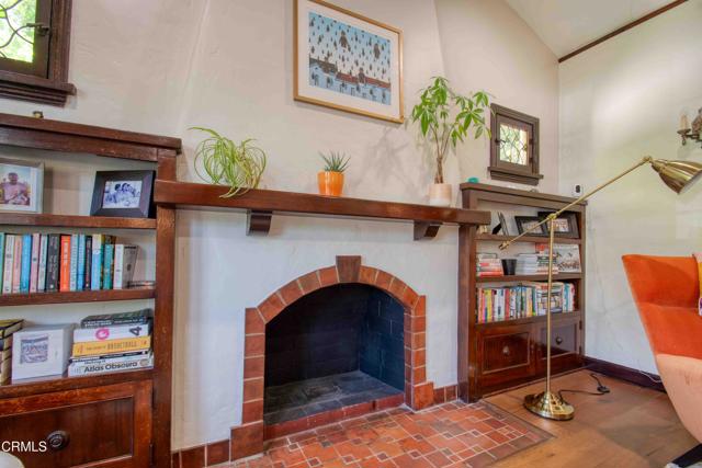 Detail Gallery Image 7 of 50 For 1014 Stearns Dr, Los Angeles,  CA 90035 - 3 Beds | 3 Baths