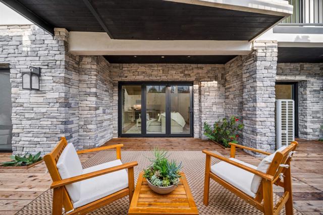 Image 47 of 59 For 812 Cleveland Street 1