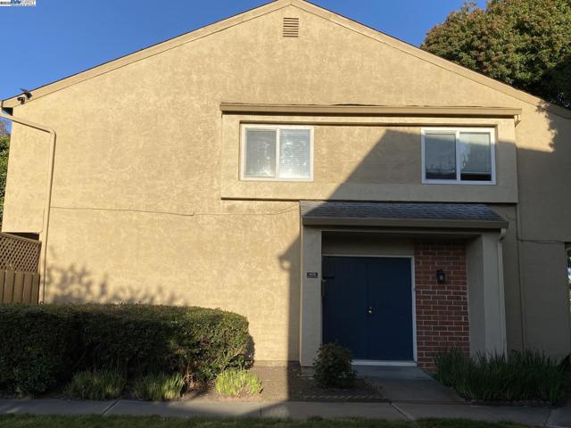 4108 Polaris, Union City CA: https://media.crmls.org/mediaz/c521f0bd-1525-49a9-aa46-921439a5acb1.jpg